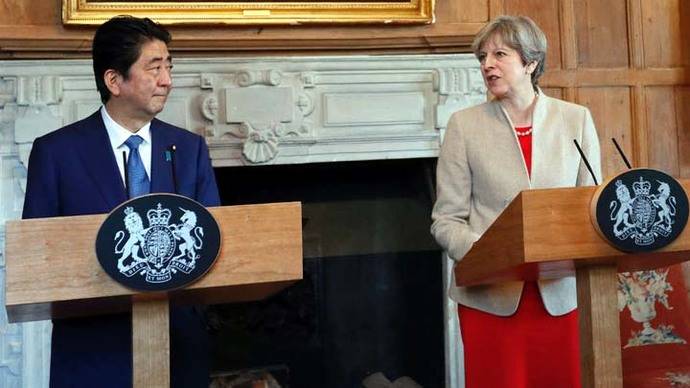 Theresa May y Shinzo Abe también hablaron sobre la decisión de Reino Unido de dejar la Unión Europea (UE) 