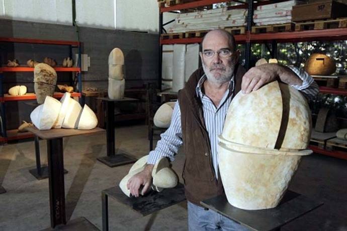 Alberto Bañuelos, Deconstrucción de la piedra en la galería Ansorena