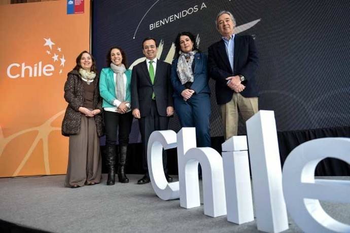 Aumenta la llegada de turistas extranjeros a Chile