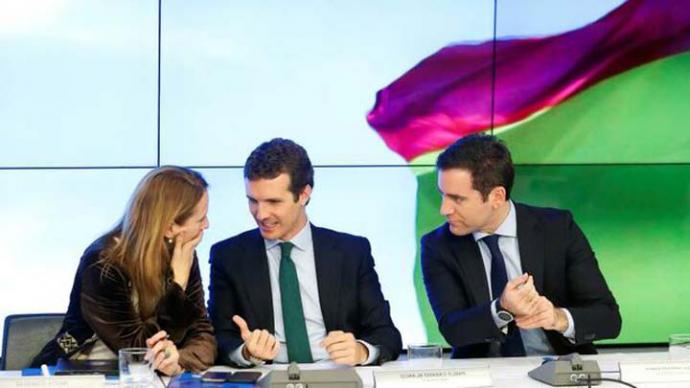 Los barones del PP cierran filas con Pablo Casado pero piden autocrítica. 