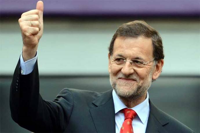 Rajoy cierra su primer año en minoría con el poder intacto y sus leyes más polémicas en vigor