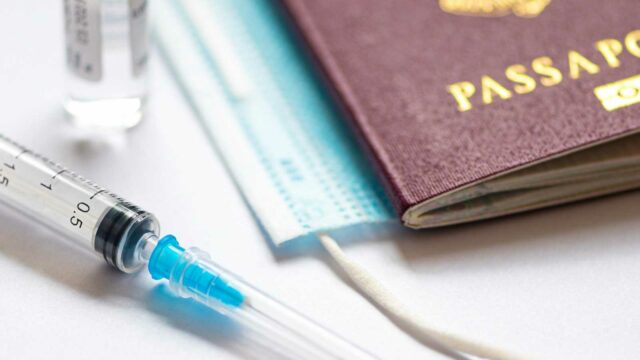 España solo aceptará a viajeros argentinos vacunados