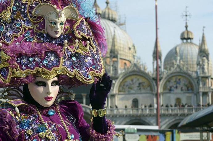 Carnaval de Venecia, adiós mascarillas, vivan las máscaras