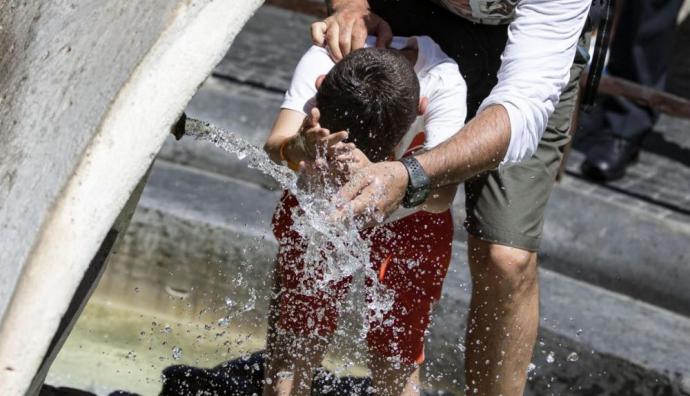 Cualquier fórmula es buena para combatir el calor