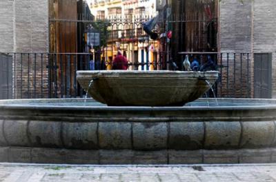 La fuente que sobrevivió a conquistas y credos y sigue en pie mil años después en Sevilla