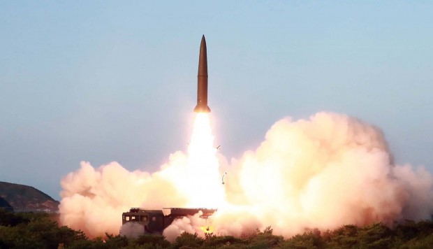 Corea del Norte lanzó dos misiles balísticos de corto alcance. 