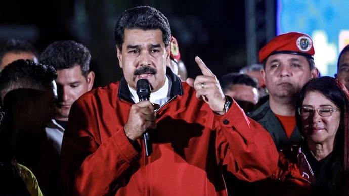 Maduro reta a la oposición a presentarse a comicios regionales