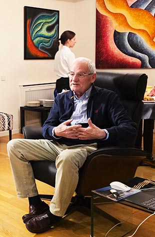 Miguel Ángel Ramos, economista, explica la “Carrera de Indias”, historia de la economía y comercio desde el Renacimiento, en la Tertulia Ilustrada