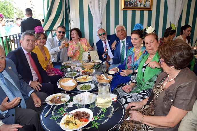 La Feria de Sevilla, cada vez más inasequible para el bolsillo medio
