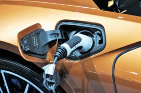 ¿Coche eléctrico o híbrido? Guía de elección