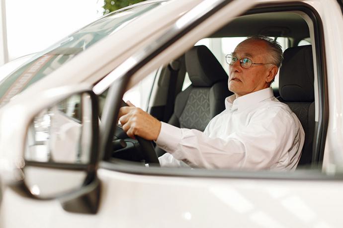 ¿Cuándo decir adiós al carné de conducir?