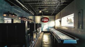 El shuffleboard: un Juego que comienza a imponerse en España