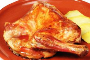 El célebre “Lechazo asado” de Aranda (Foto: Ofic Turismo CyL)