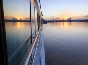 Un crucero por las aguas que cortejan al mejor vino del mundo