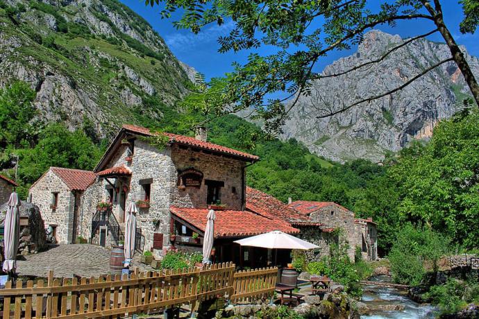 Bulnes (España)