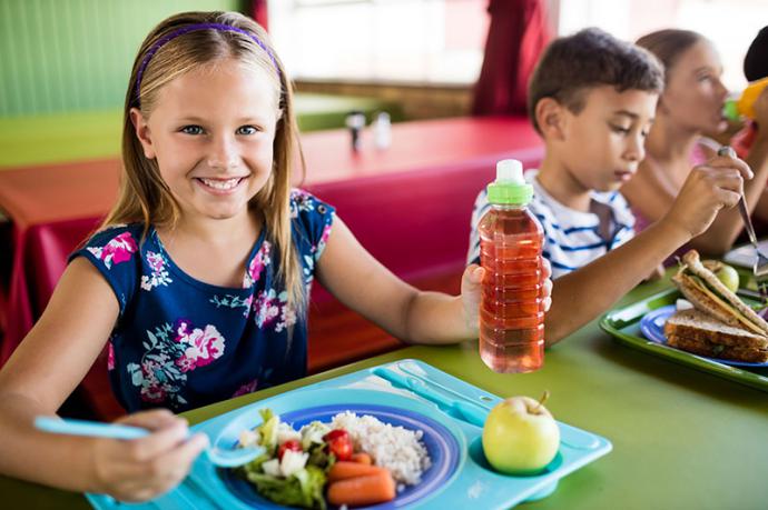 Comer inteligentemente: cómo la alimentación puede marcar la diferencia en época de exámenes