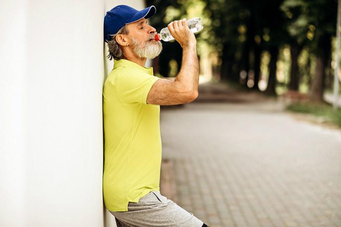 Deshidratación, uno de los mayores riesgos para la tercera edad