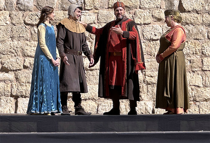 Teruel anticipa varios meses la dramática historia de los Amantes