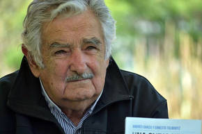 Pepe Mujica en Chile: “No hay que elegir a los que les guste demasiado la plata”