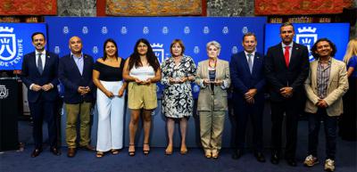 El Cabildo de Tenerife rinde homenaje a peruanos que han dejado huella significativa en la isla