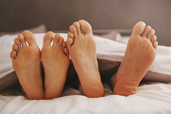 Las mujeres tienen los pies más fríos que los hombres