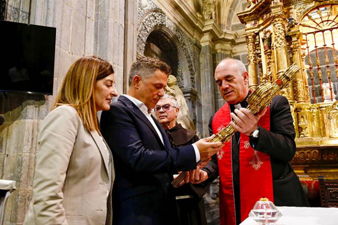 Premios Beato de Liébana a Alejandro Sanz y a la Organización Nacional de Trasplantes