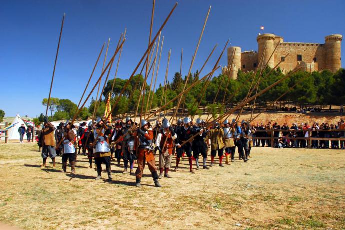 Numeroso público asistió a las II Jornadas de Recreación Histórica en el Castillo de Belmonte (Cuenca)