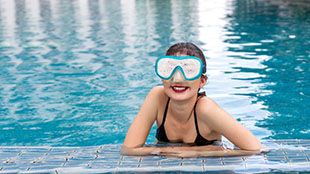La salud visual en verano: cómo cuidar nuestros ojos en la época estival
