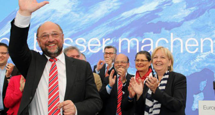 Martin Schulz y Hannelore Kraft (a la derecha) en un acto del SPD