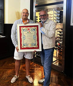 El Muelle de Santander gana el premio a la mejor paella cocinada por un restaurante nacional