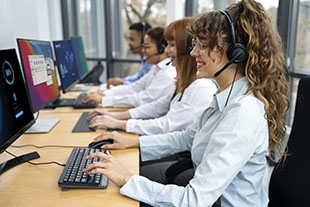 Sonrisa telefónica: qué es y cómo se consigue