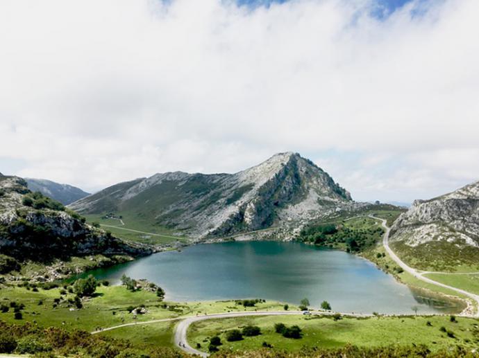 Cangas de Onís, de antigua capital del reino de Asturias a concejo más visitado