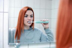 La limpieza bucal y revisión dental después de las vacaciones de verano