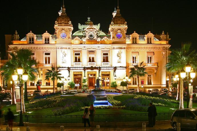 Recortes en el Casino de Montecarlo a la espera de mejoras