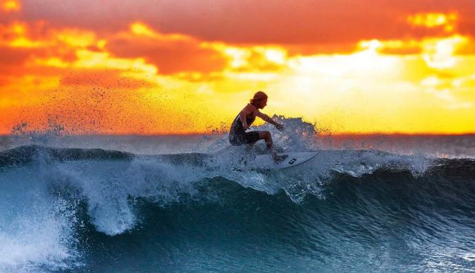 Poderosas razones para practicar surf