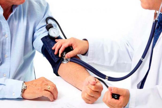 ¿Por qué es importante mantener una buena presión arterial?
