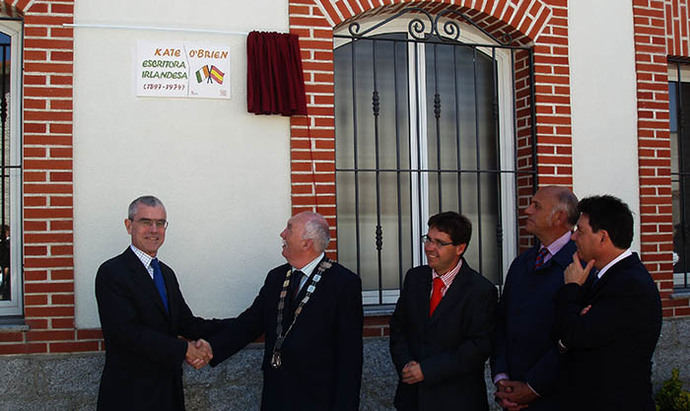 Ocasión de inaugurar un calle en la ciudad de Ávila, con el nombre de Kate O’Brien