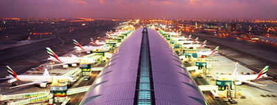 El aeropuerto internacional de Dubai que goza de la reputación de ser el más transitado del mundo, el es mayor e importante 'hub' del tráfico aéreo internacional