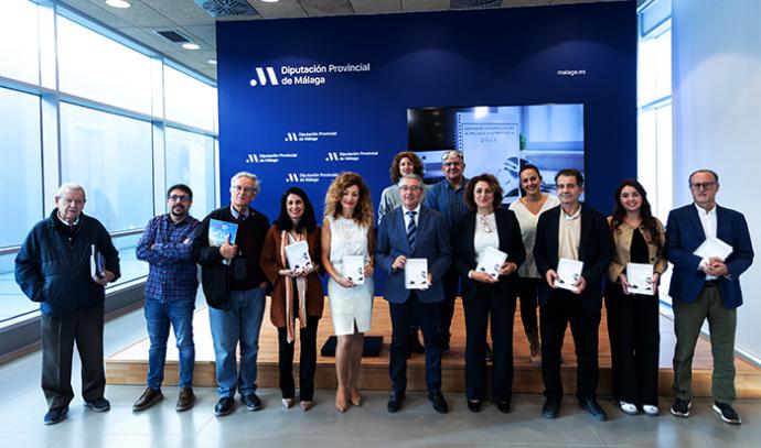 La Asociación de la Prensa de Málaga presenta la Agenda de la Comunicación de Málaga y su Provincia 2026, dedicada a la ciberseguridad y el periodismo