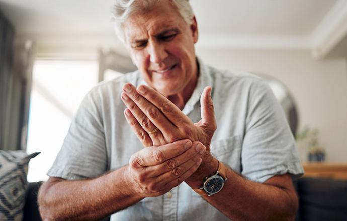 Cómo combatir la artritis y el desgaste articular con la alimentación