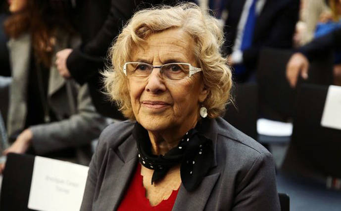 Adios, abuela Carmena