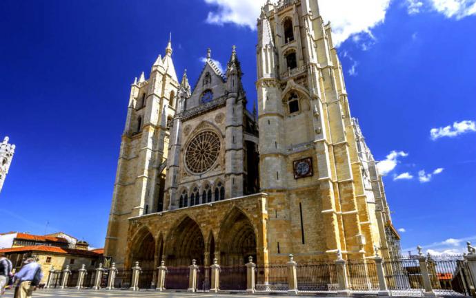 No acaban las obras en la catedral de León