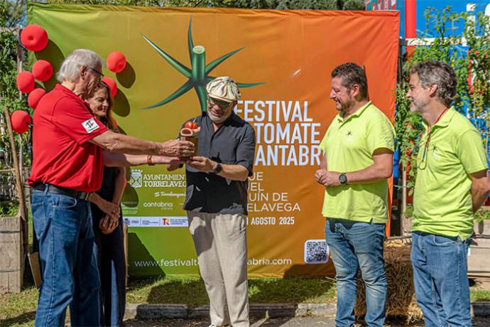 El chef Jesús Sánchez primer Embajador del Festival del Tomate de Torrelavega