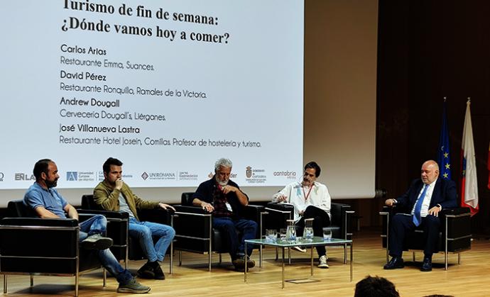 El Foro Gastronomía y Turismo reunió a estacados profesionales del sector