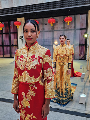 La riqueza de la seda y el encanto del agua de Jiangsu conquistan Madrid