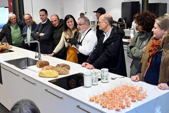 “Mi barrio late sano y feliz”, una serie de chalas y talleres gastronómicos que se celebraran en Santander
