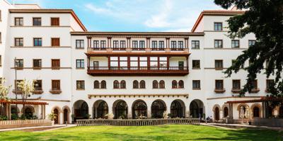 El hotel Mencey de Santa Cruz de Tenerife cumple 75 años como icono del turismo en Canarias