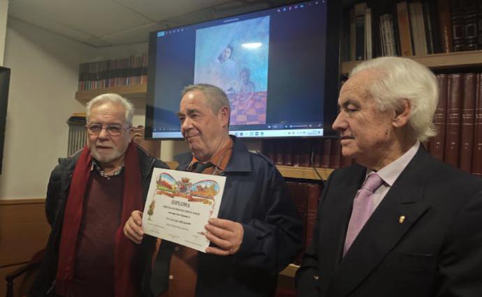 R omeral , pintor. Homenaje por sus 50 años de creatividad artística, en la Tertulia Peñaltar, dirigida por Pablo Reviriego.