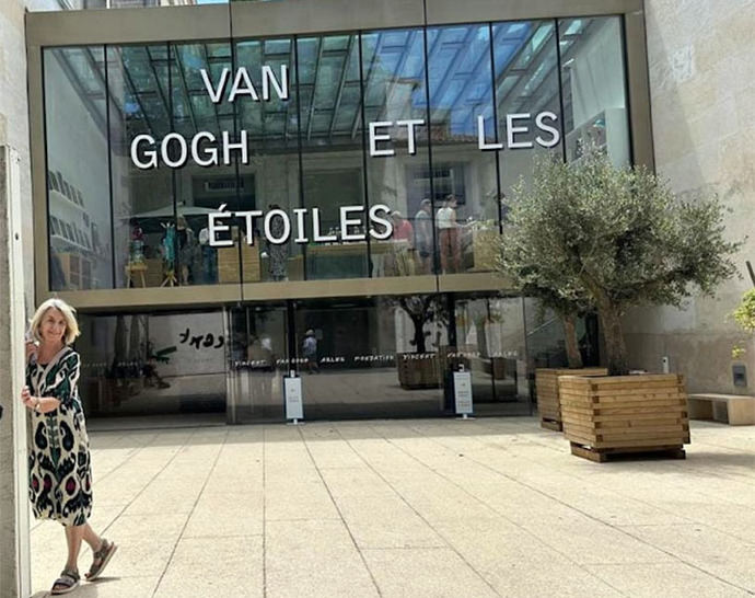 Graciela Roger, fotógrafa argentina, regresa del viaje artístico por la Bienal de Venecia, Feria de Basel y Colecciones de Arte en Provenza