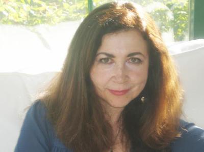 Beatriz Villacañas, autora del libro de poemas “Unión: emoción y reflexión”